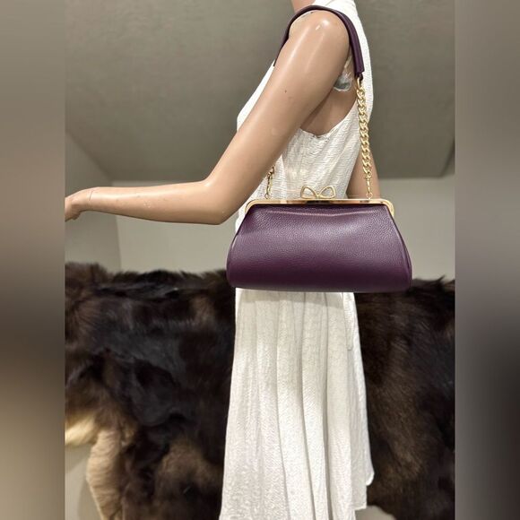 Purple Pebble Leather Handmade Bow Shaped Kisslock Baguette Bag/Crossbody - Picture 2 of 16